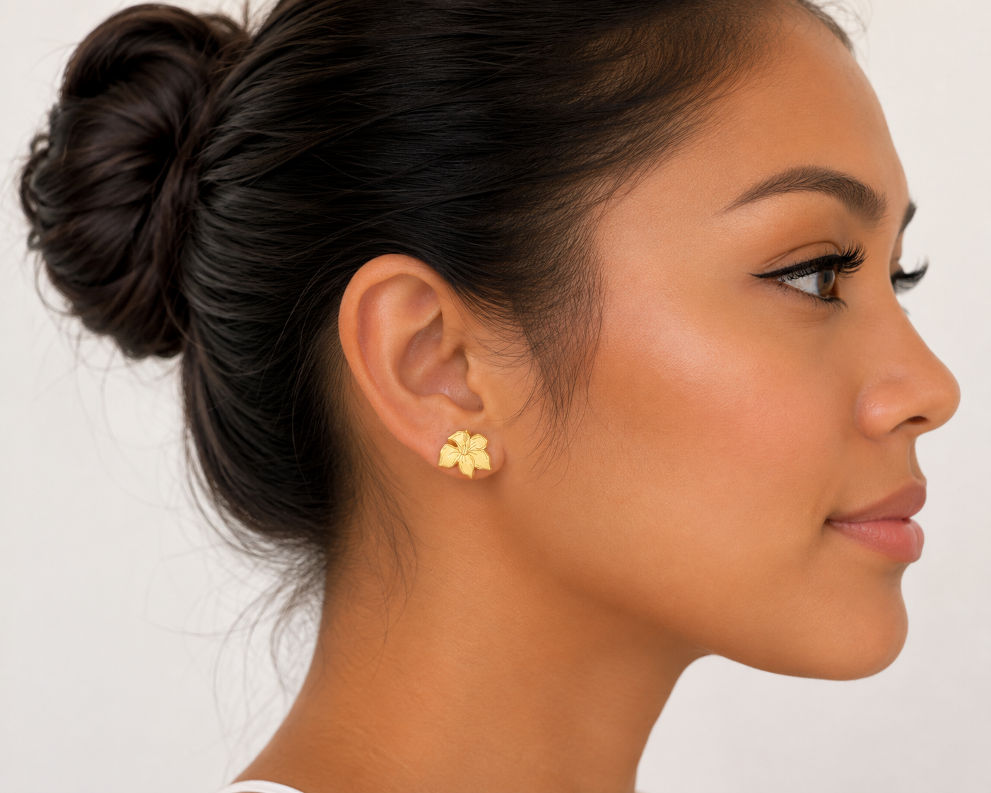 HIBISCUS STUD EARRINGS