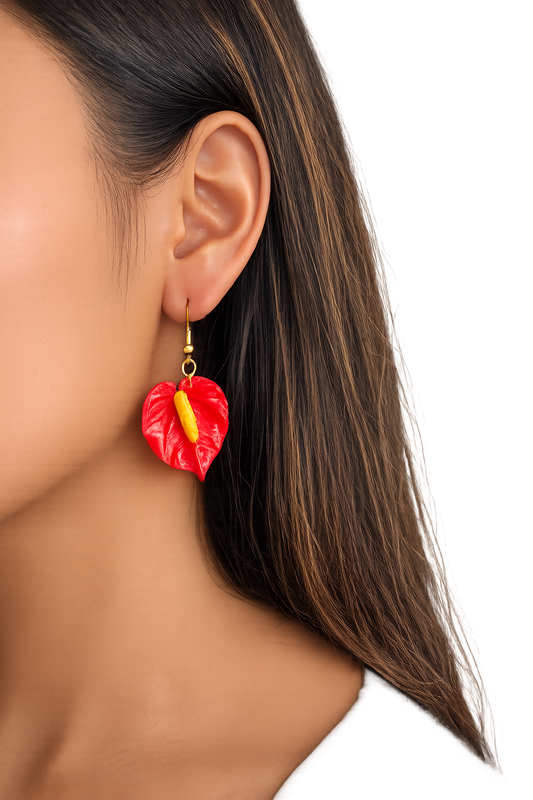 MAKALEHA ANTHURIUM HOOK EARRING