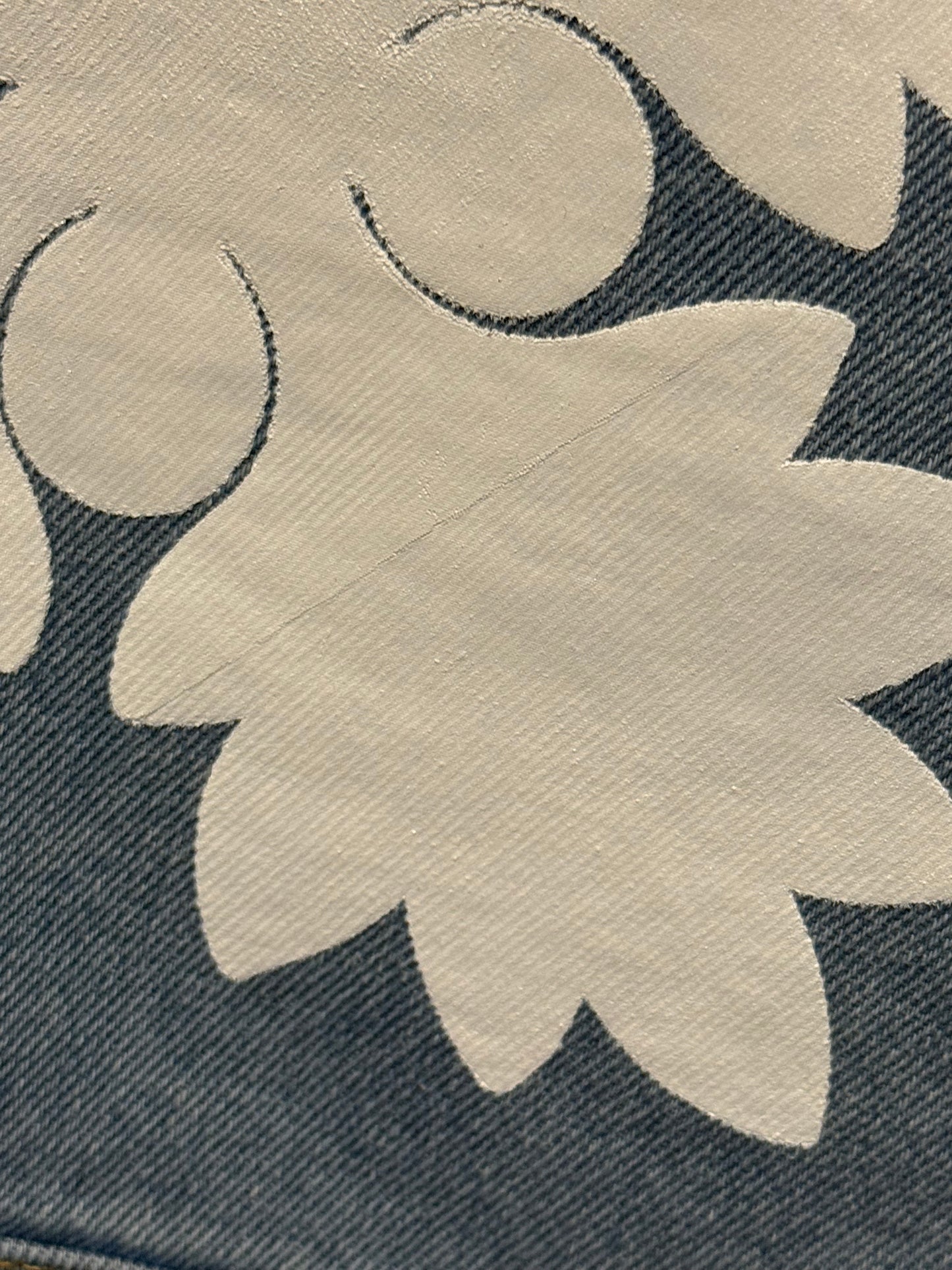 TOTE QUILT W/SMALL FLAW