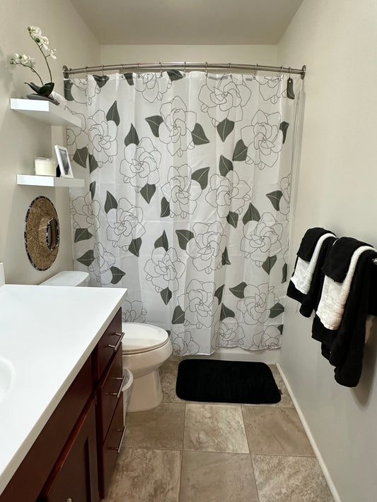 GARDENIA SHOWER CURTAIN