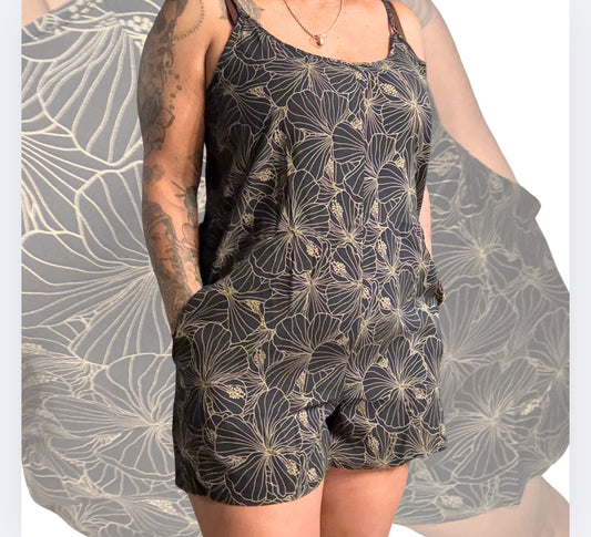 RIRI SHORTS  ROMPER